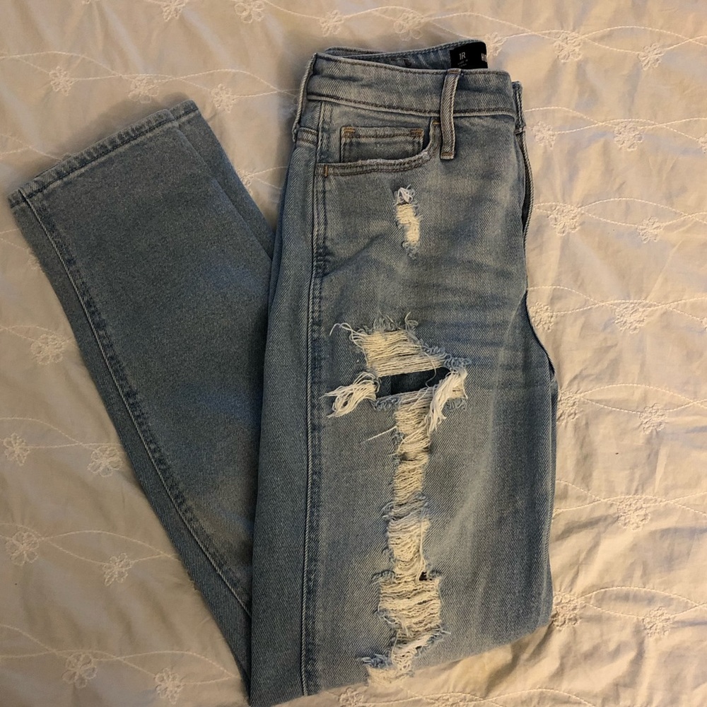 💙 Hollister High Rise Mom Jean Vintage Stretch 1R